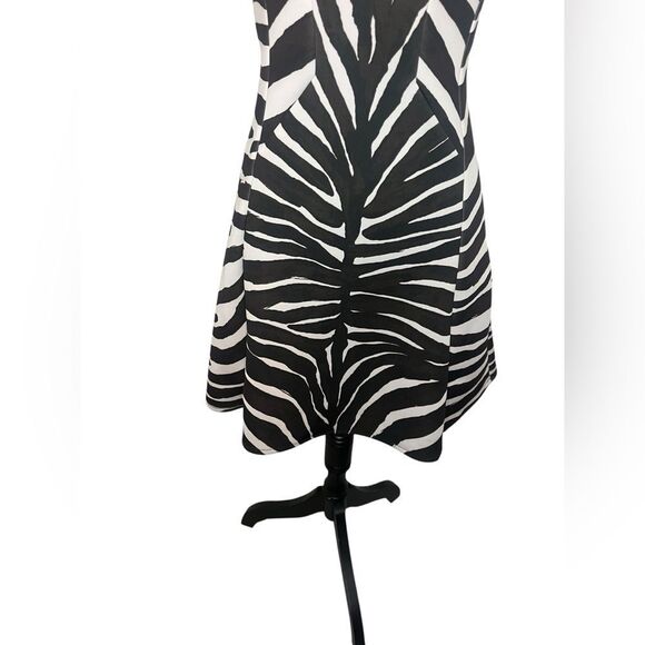 RARE MICHAEL KORS BROWN ZEBRA PRINT FIT & FLARE TRENDY COCKTAIL DRESS WOMENS 0 - Picture 5 of 7